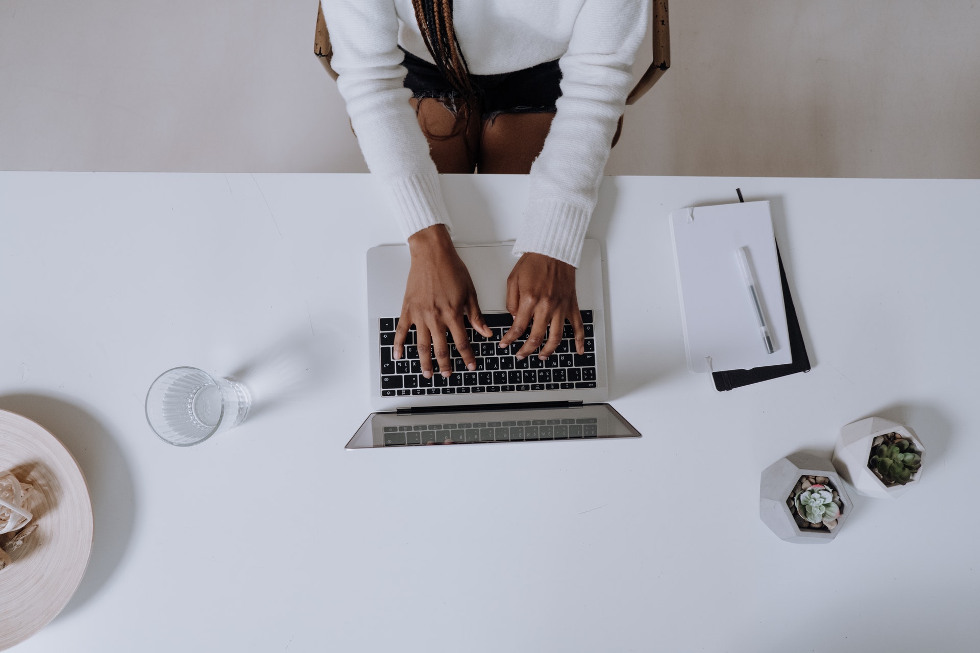 How do you protect your laptop from a malicious attacks, threats and vulnerabilities | Storm Internet